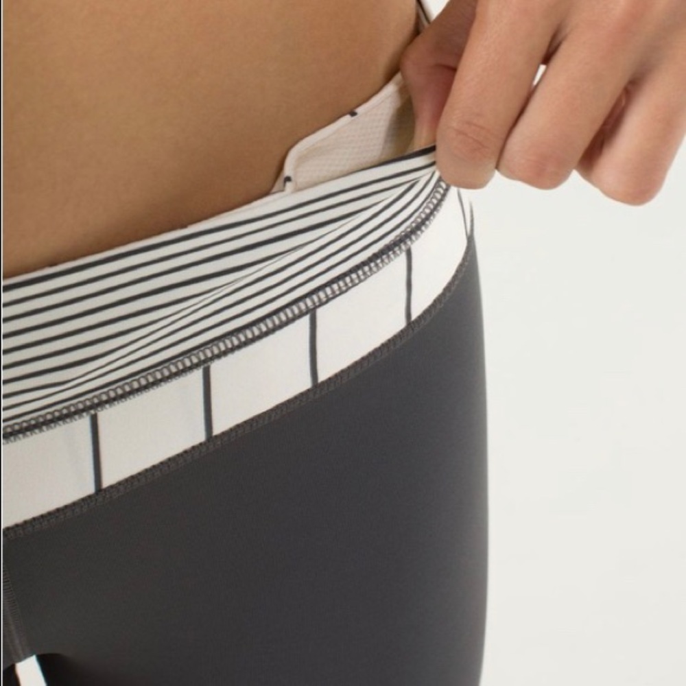 Lululemon Run Inspire Crops Capri 4 Gray White - Picture 10 of 16